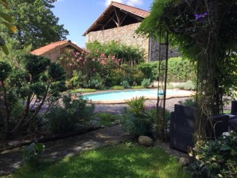 Loft Atypique Villeneuve-de-Rivière Exterior foto